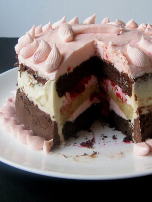 Eggless Neapolitan Cake Recipe