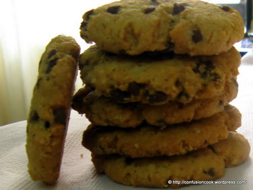 Eggless Choco-chip & Oats Cookies