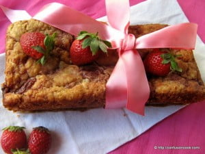 Eggless Roasted Strawberry Pound Cake