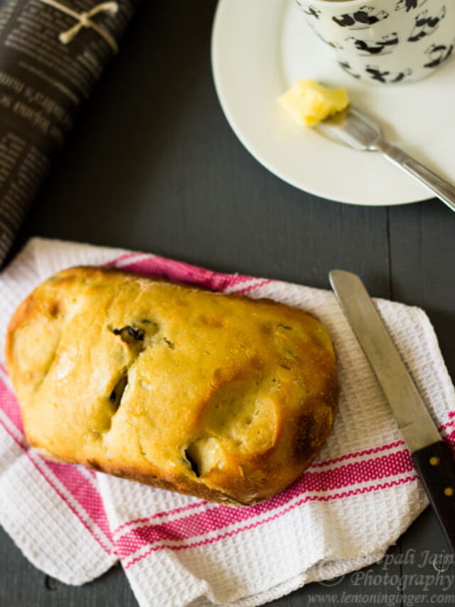 Easy No-Knead Olive Bread Recipe