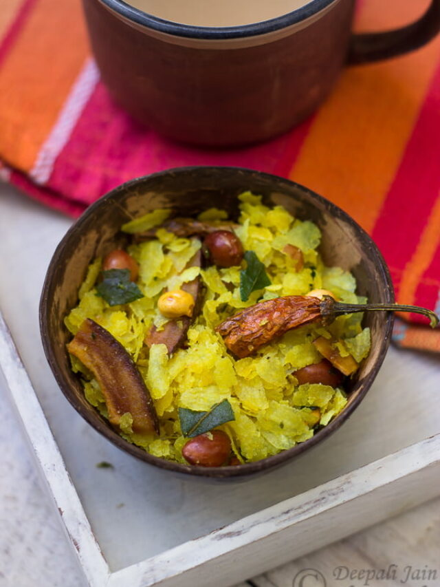 A bowl full of Home-made Chivda Namkeen