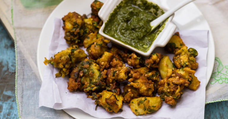 Crispy Aloo Bread Pakori Recipe | Best Fritters Recipe
