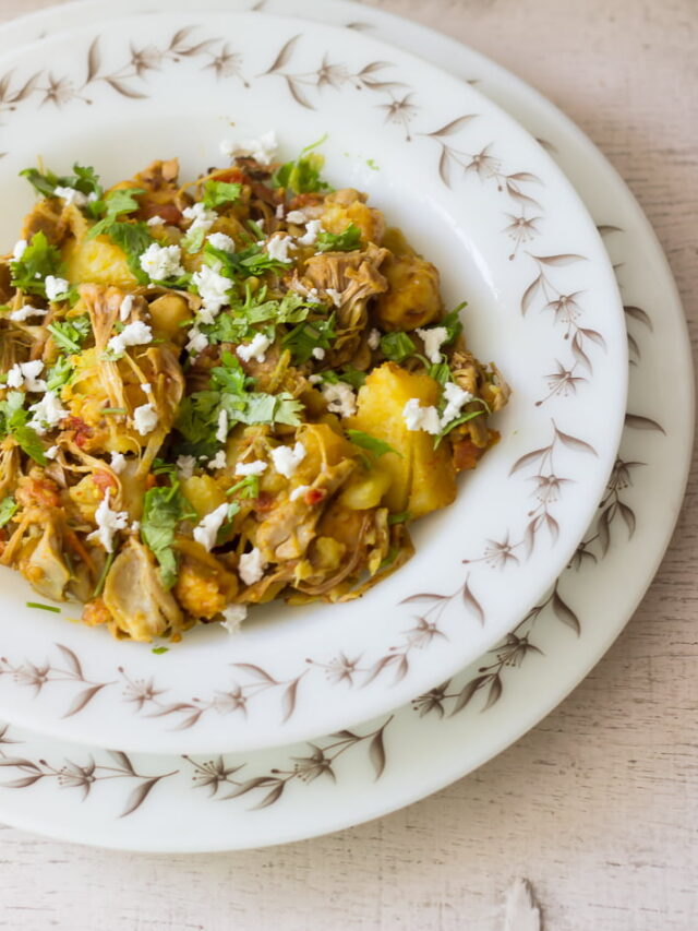 A serving of Kathal (Jackfruit) ki Sabji garnished with fresh coriander leaves