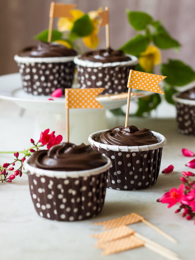 Eggless Chocolate Truffle Cupcakes Recipe