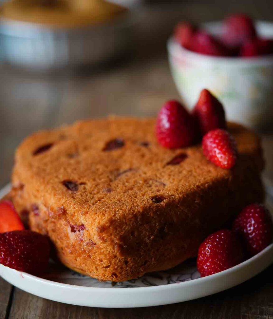 valentines day strawberry cake dessert